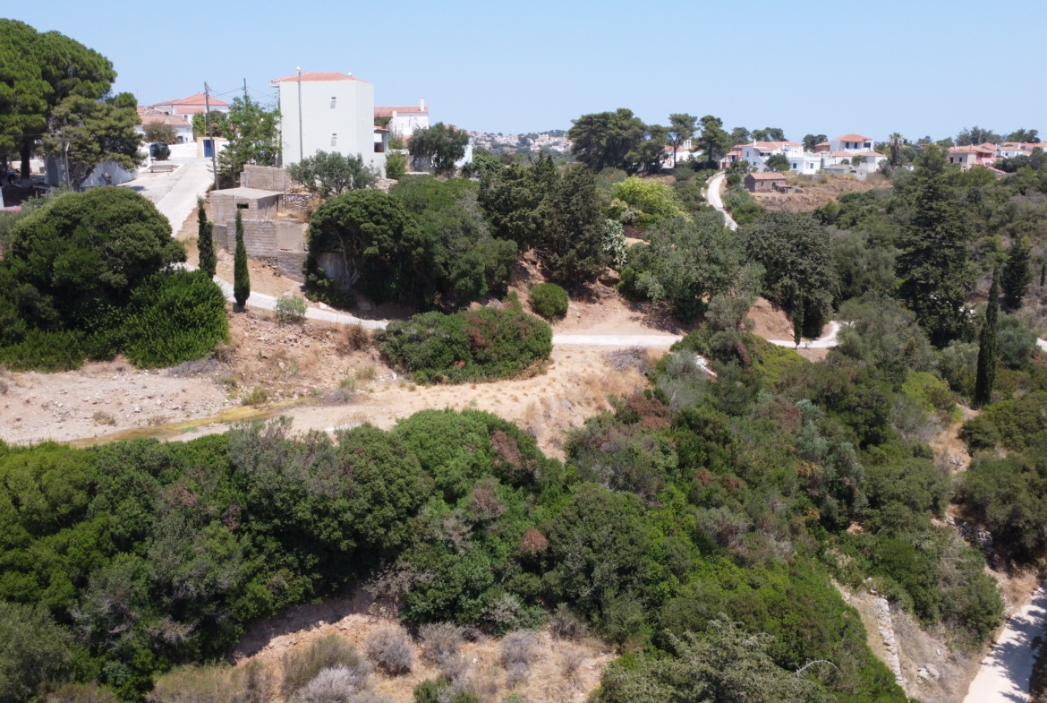 Buildable Plot with view to the landscape in Logothetianika Kythera